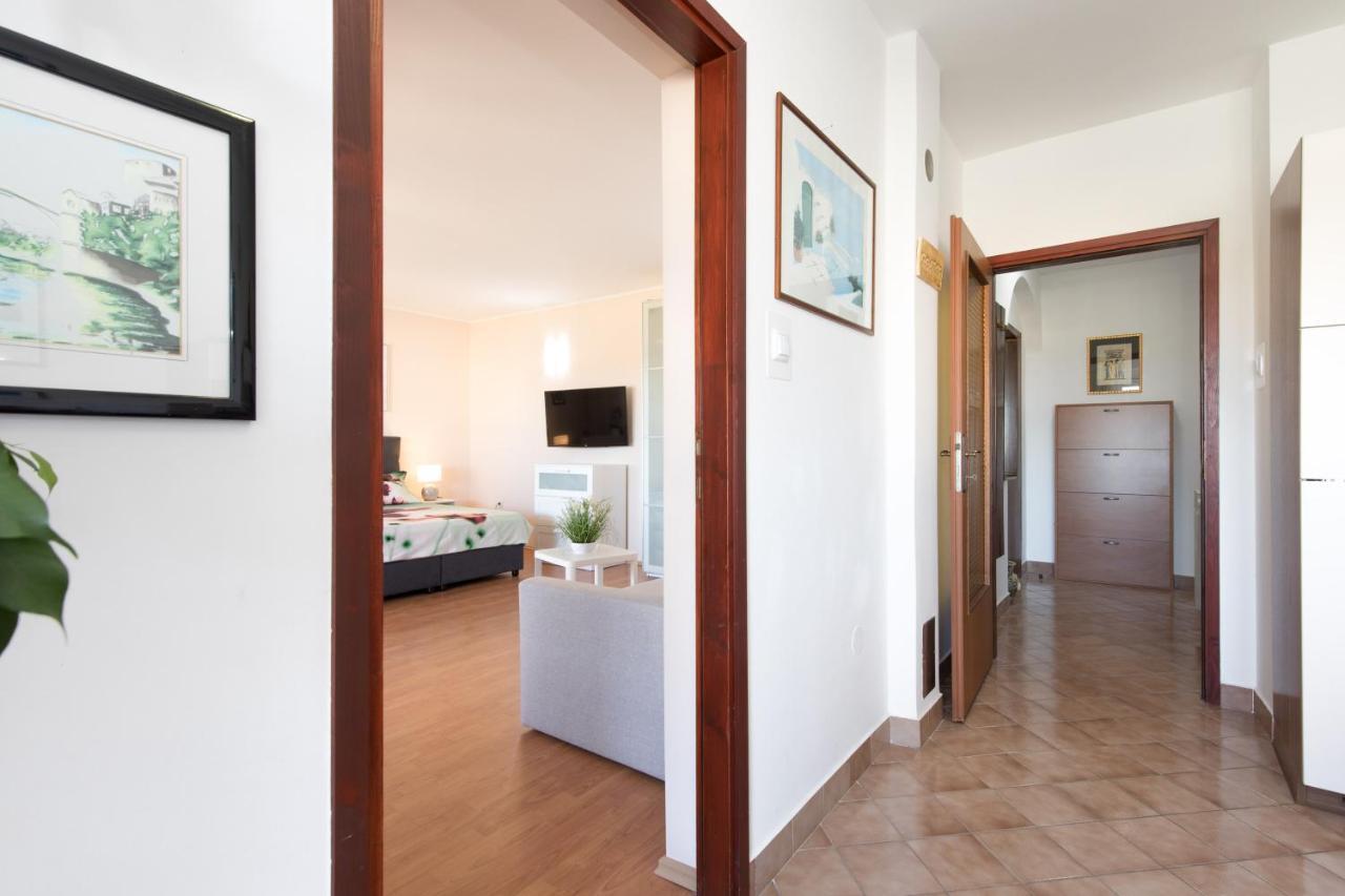 Apartmani Paradiso Krk Town Eksteriør bilde