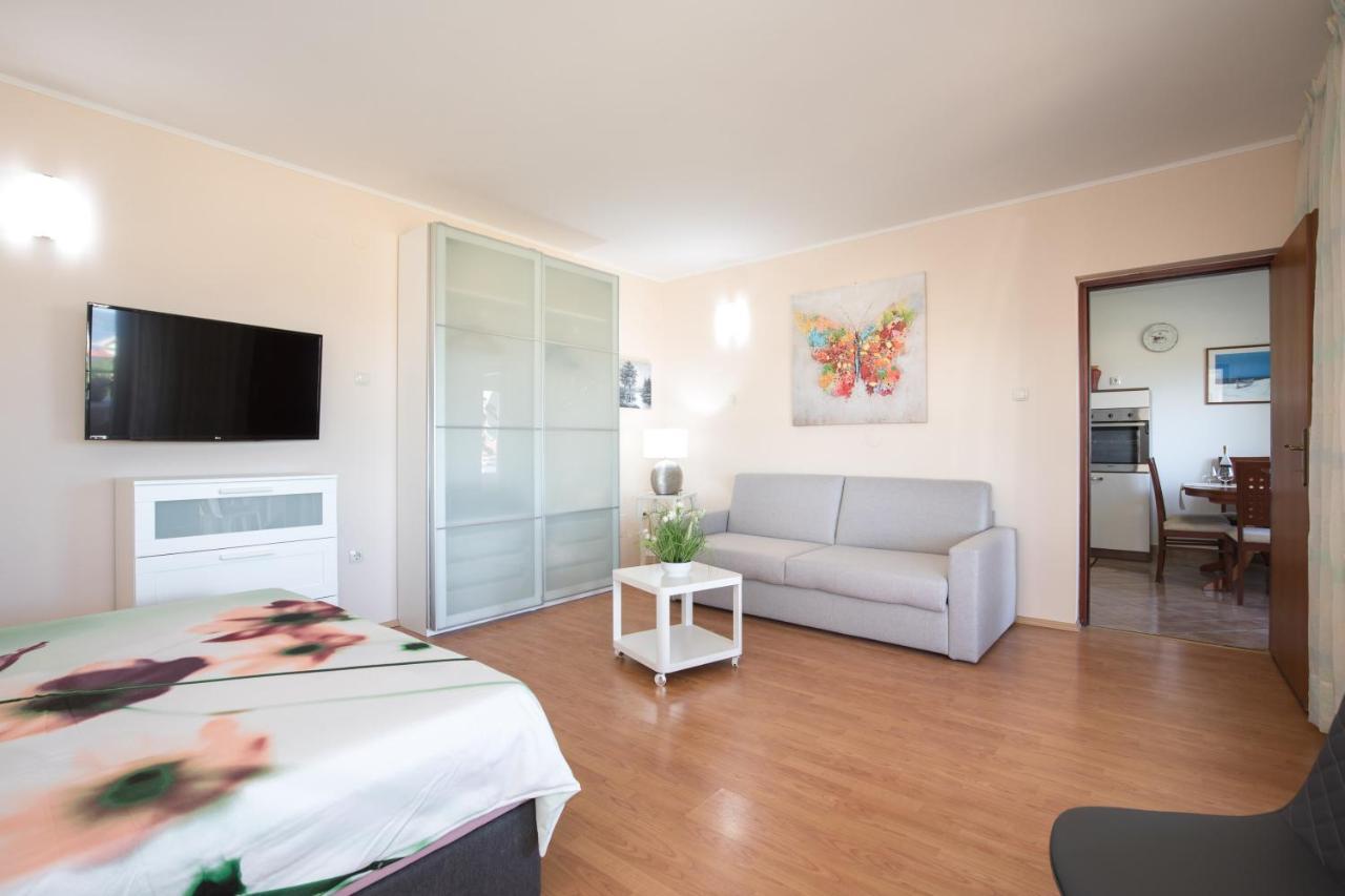 Apartmani Paradiso Krk Town Eksteriør bilde