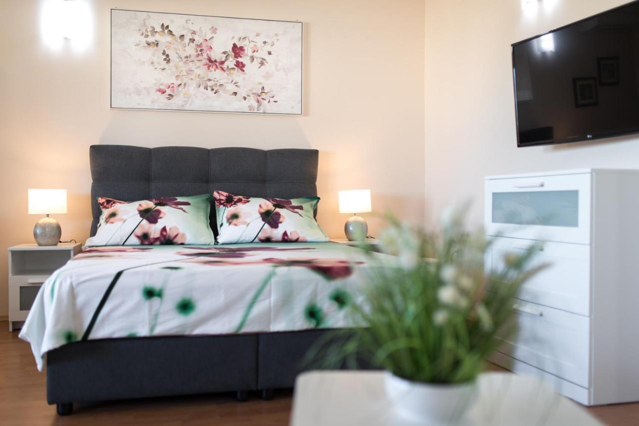 Apartmani Paradiso Krk Town Eksteriør bilde