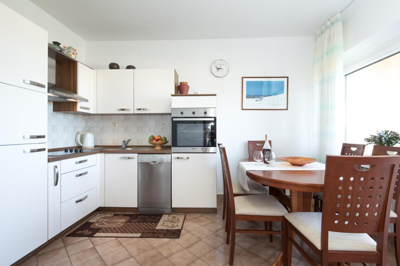 Apartmani Paradiso Krk Town Eksteriør bilde