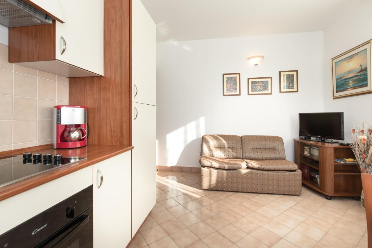 Apartmani Paradiso Krk Town Eksteriør bilde